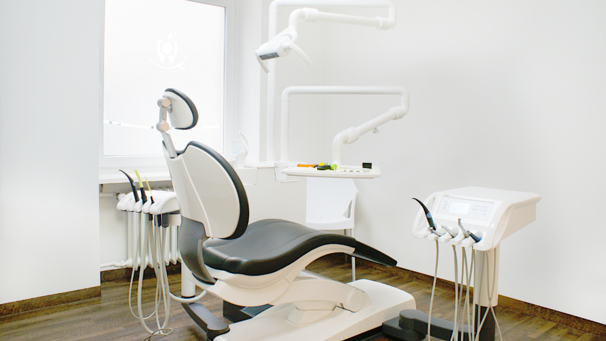 praxis-02-dental-island-dr-thormeyer-zahnarzt-frankfurt.png 